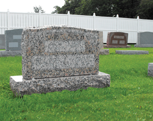 Pic, Headstone 102